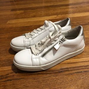 Steve Madden Sneakers